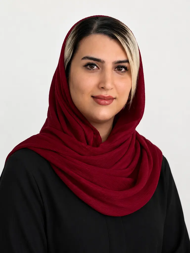 خانم عابدی
