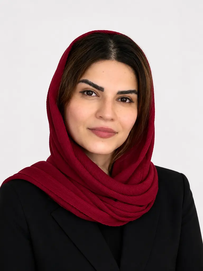 خانم طائفی